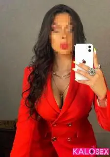 Escort Katie Gatoula - 4