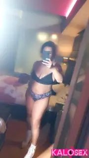 Η κοπέλα της διπλανής πόρτα - 2