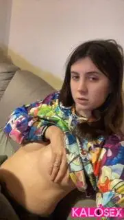 Διατίθεται συνοδός για σεξ επί πληρωμή - 2