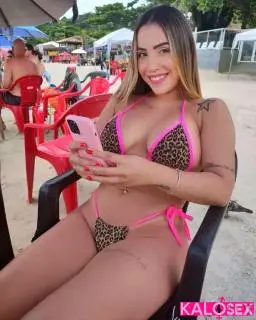 Disponible pour baiser tout de suite - 2