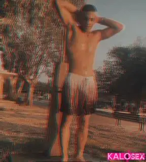 Γιώργος γεμάτος καύλα