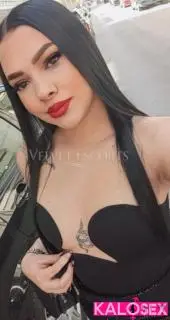 Isabela velvet escort