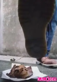 Θα γίνεις λιωμα κάτω από τα πόδια μου - 3